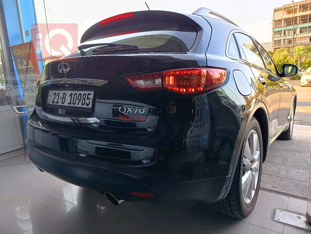 ئينفنتي QX70